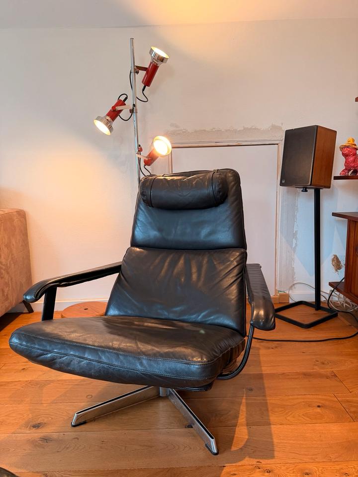 70s Scandinavian Leather Lounge Chair & Ottoman | Skandi – Ansicht 6