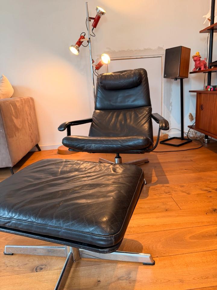 70s Scandinavian Leather Lounge Chair & Ottoman | Skandi – Ansicht 4