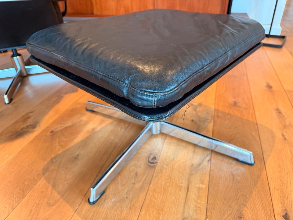70s Scandinavian Leather Lounge Chair & Ottoman | Skandi – Ansicht 9