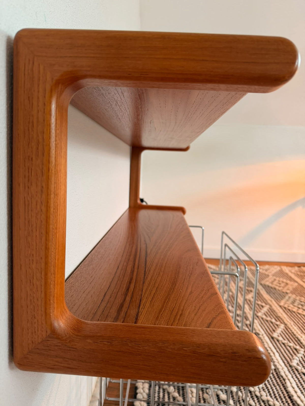 Teak-Wandregal | Dyrlund zugeschrieben | Danish Modern – Detailaufnahme 4