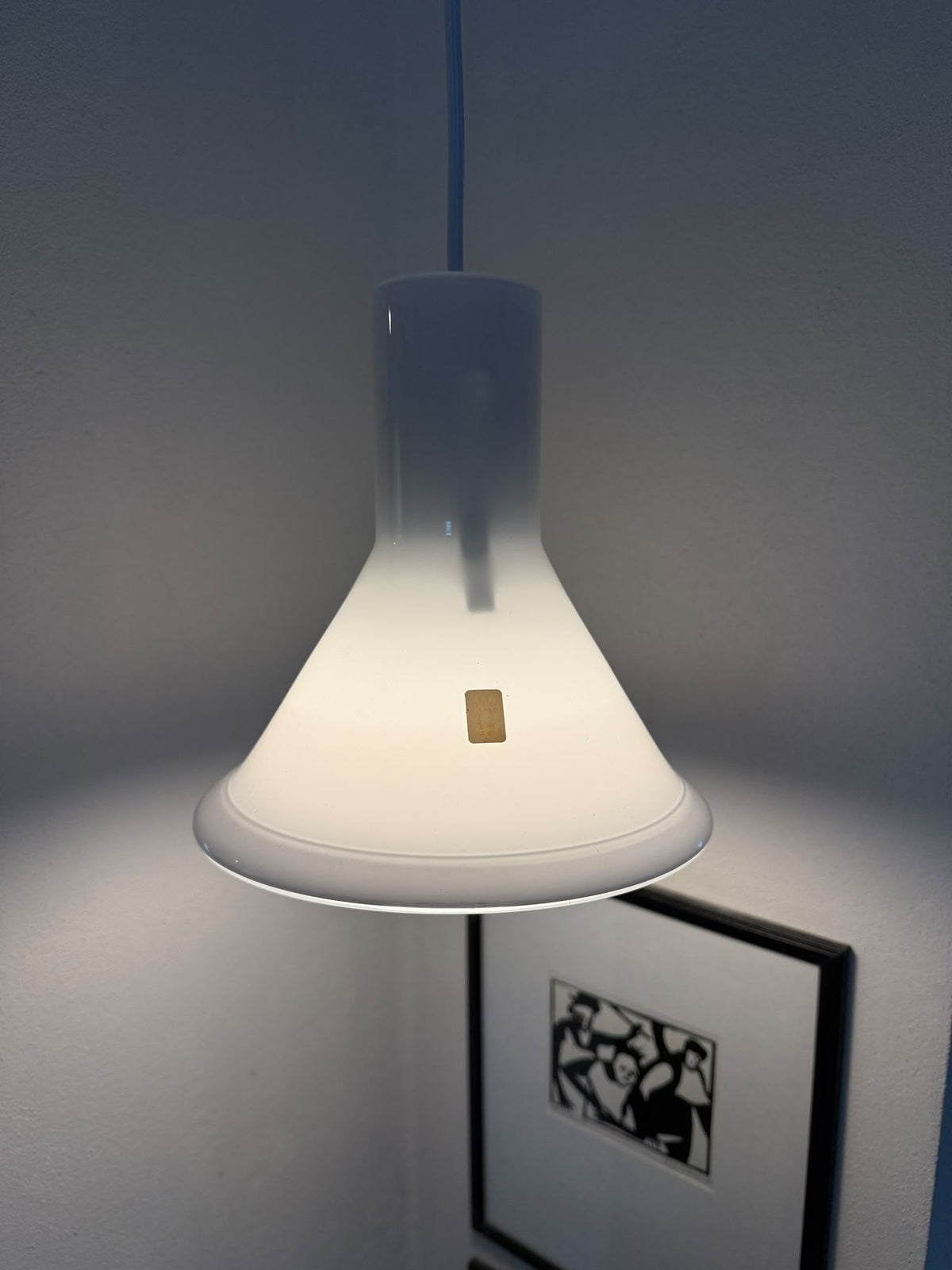 Holmegaard P&T Mini | Michael Bang | weißes Opalglas – Detailaufnahme 14