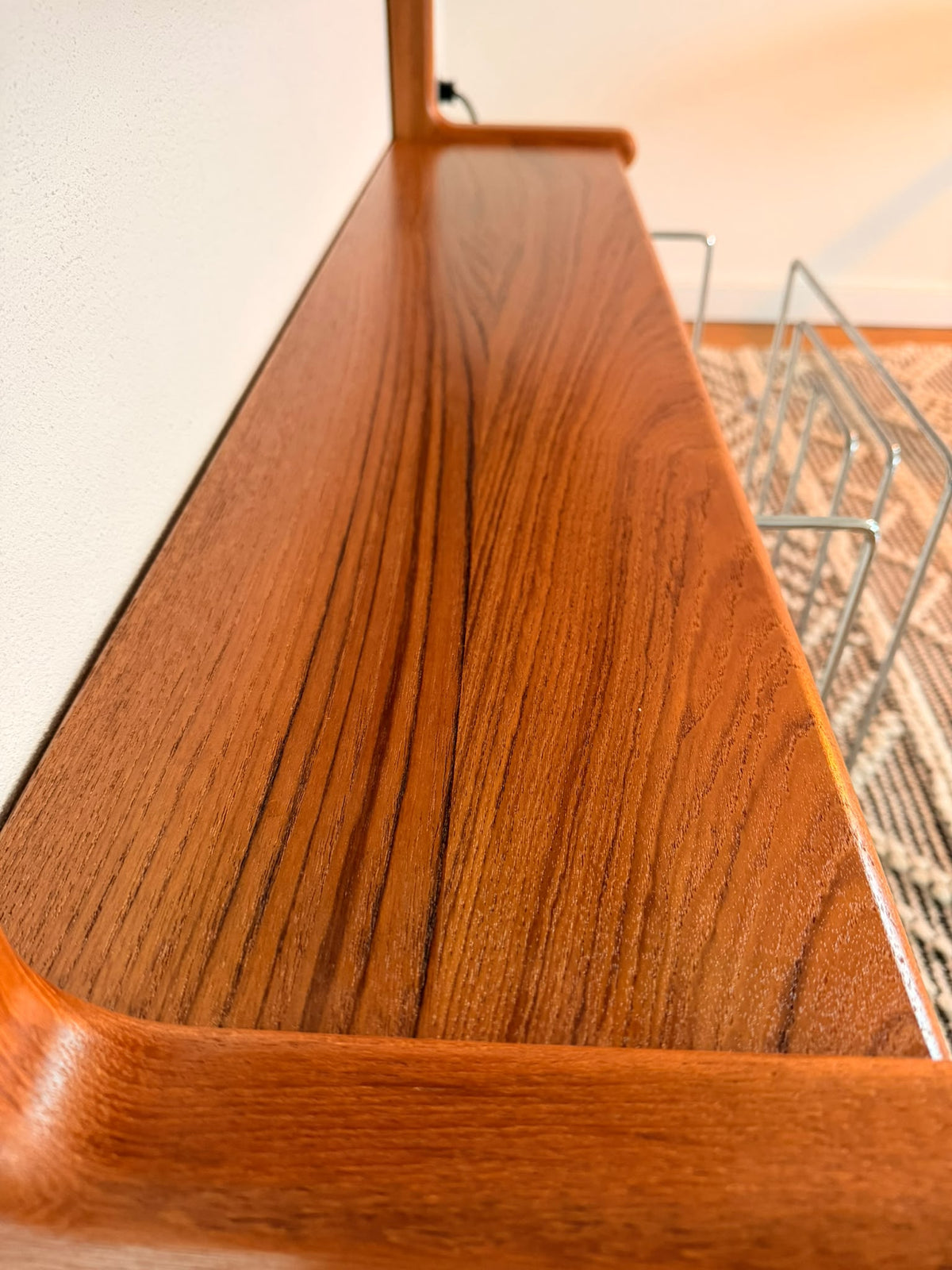 Teak-Wandregal | Dyrlund zugeschrieben | Danish Modern – Detailaufnahme 11