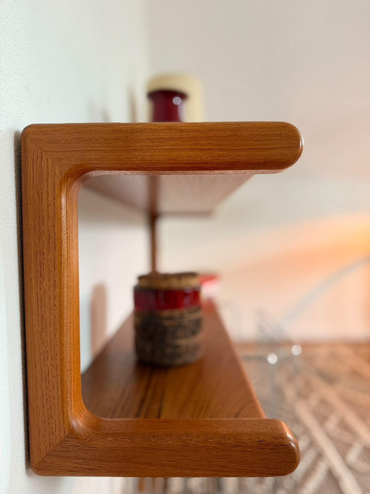 Teak-Wandregal | Dyrlund zugeschrieben | Danish Modern – Detailaufnahme 15