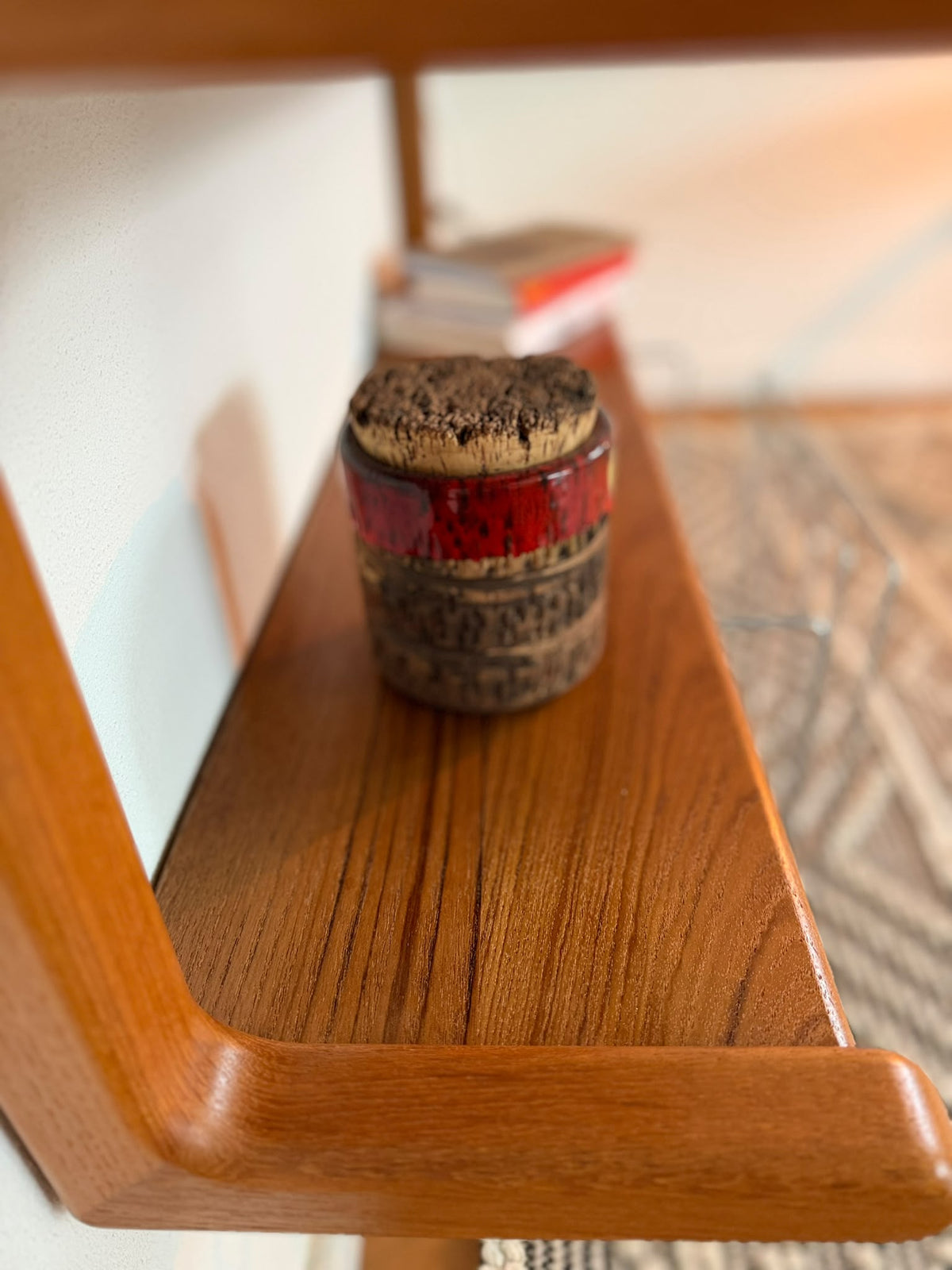 Teak-Wandregal | Dyrlund zugeschrieben | Danish Modern – Detailaufnahme 18