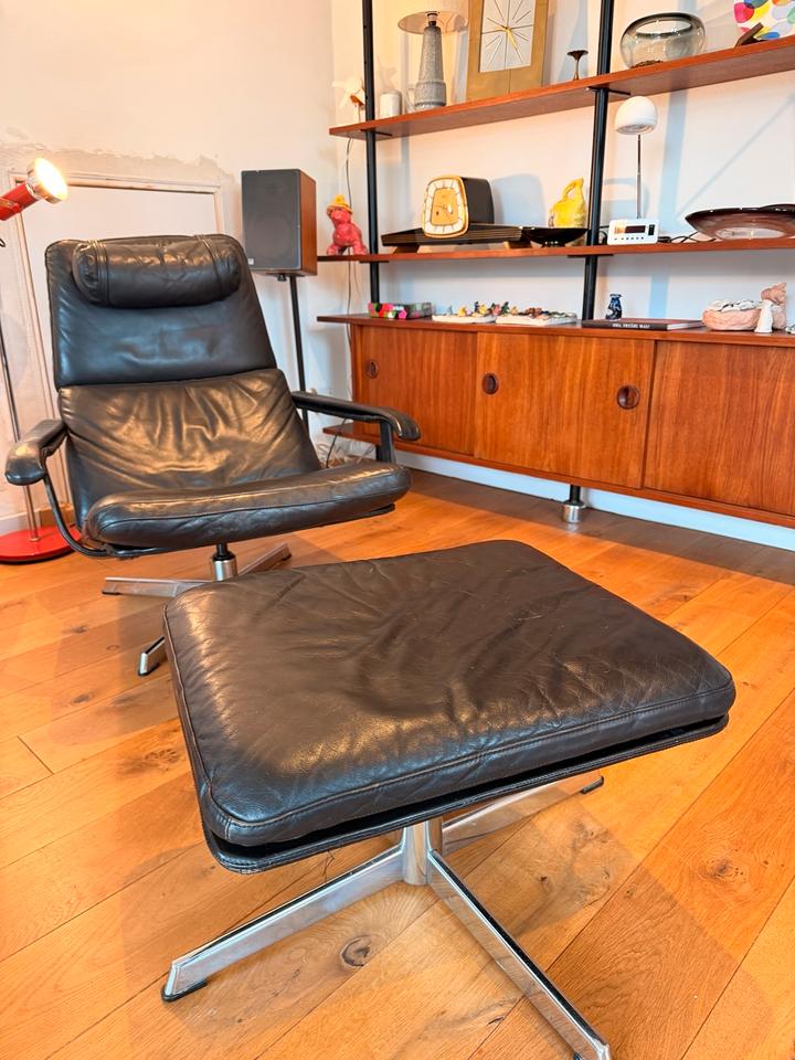 70s Scandinavian Leather Lounge Chair & Ottoman | Skandi – Ansicht 2