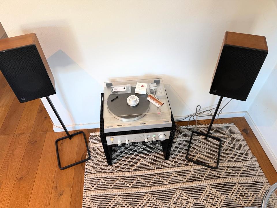 Yamaha P-350 + A-450 HiFi-Set mit Metallrack | 80er Jahre