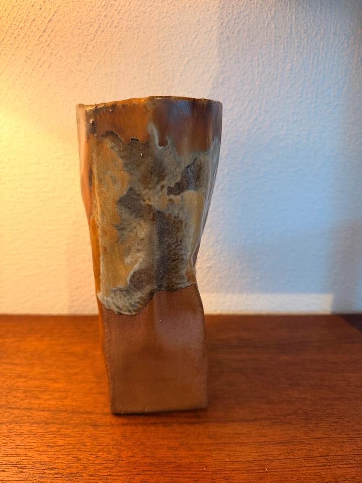Axella Design Vase Dänemark Mid Century Keramik Brutalismus – Ansicht 2